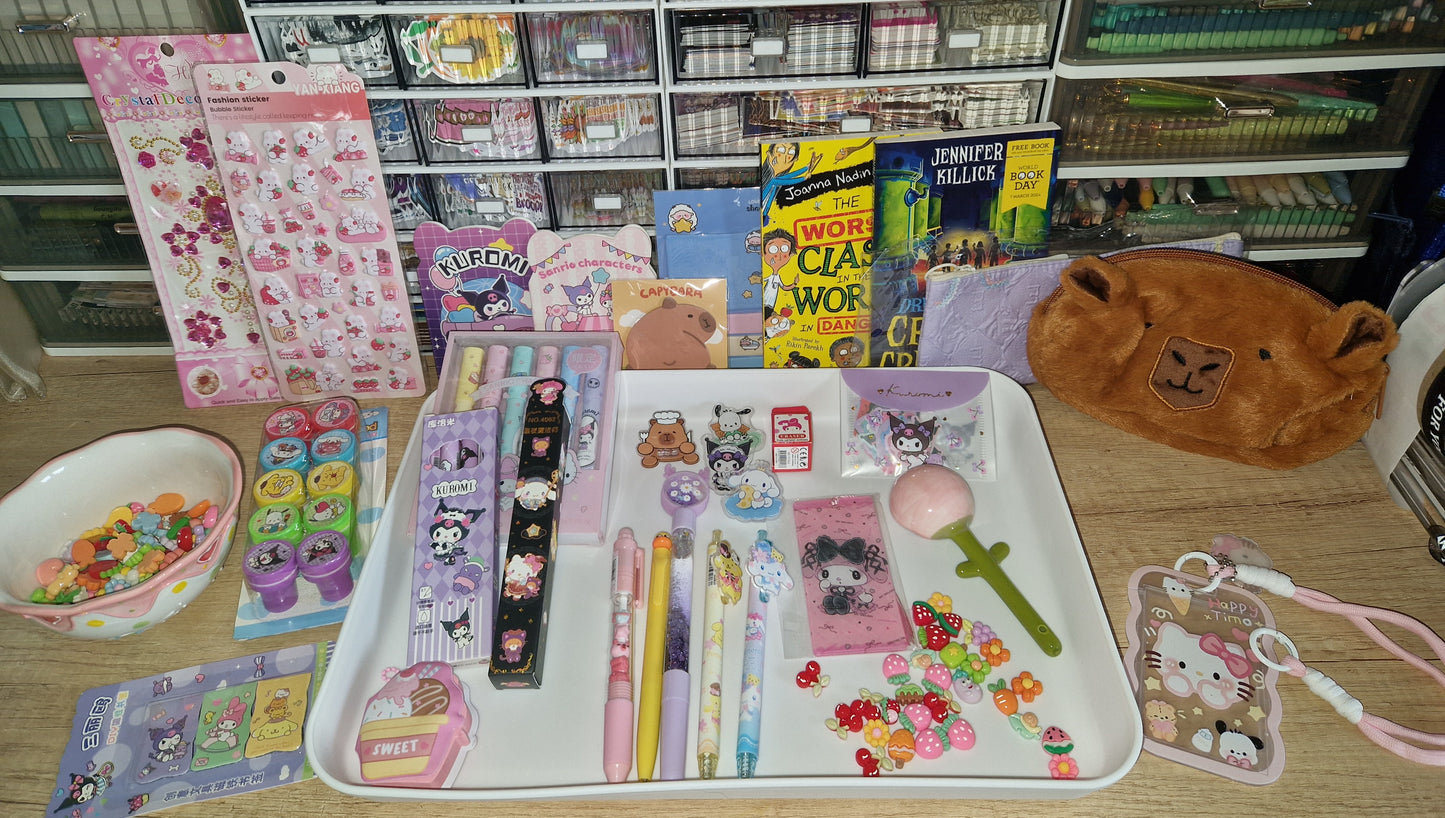 ✨Bookish Lucky Scoops