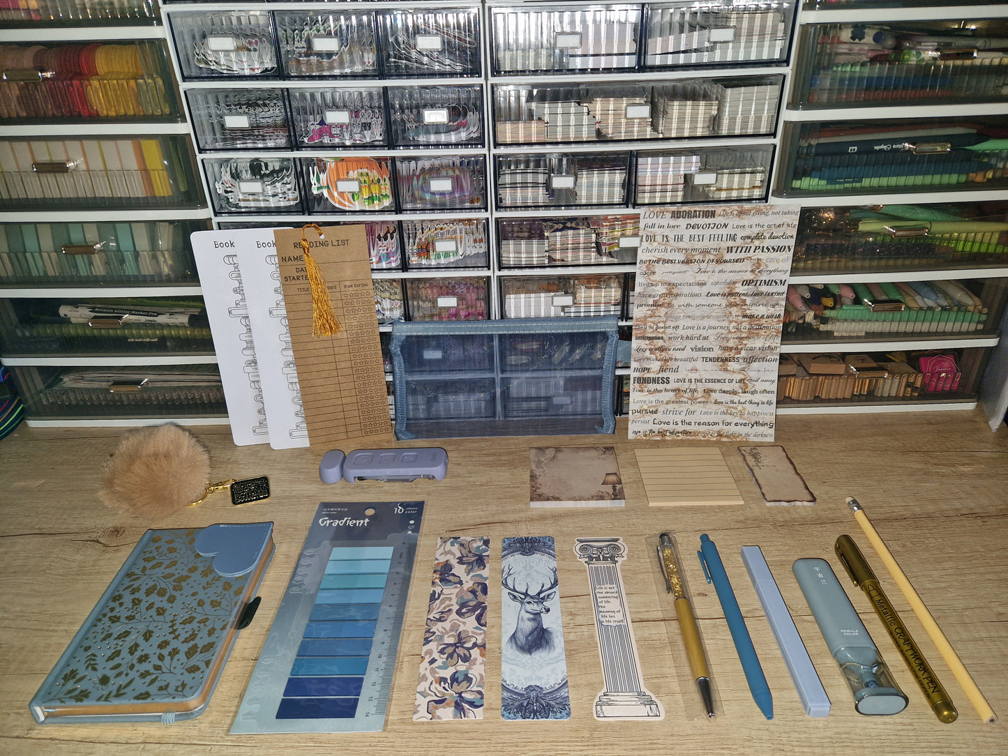 ๐ Single-Colour Bookish Bundle