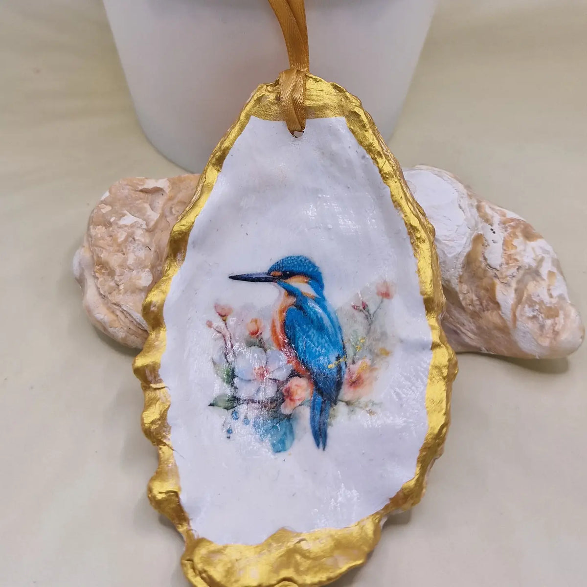 🐦💙 Kingfisher Oyster Shell Hanging Decoration