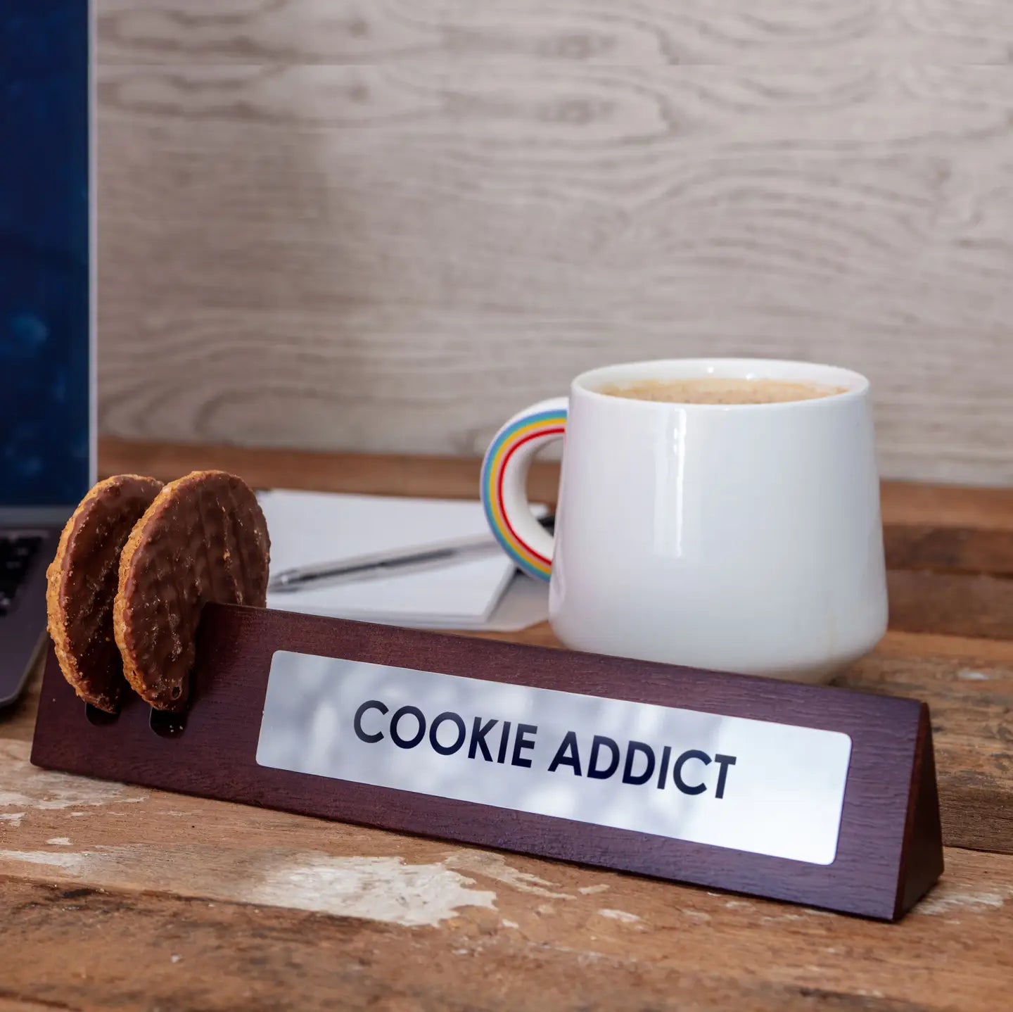 🍪 Cookie Addict Wooden Desk Sign