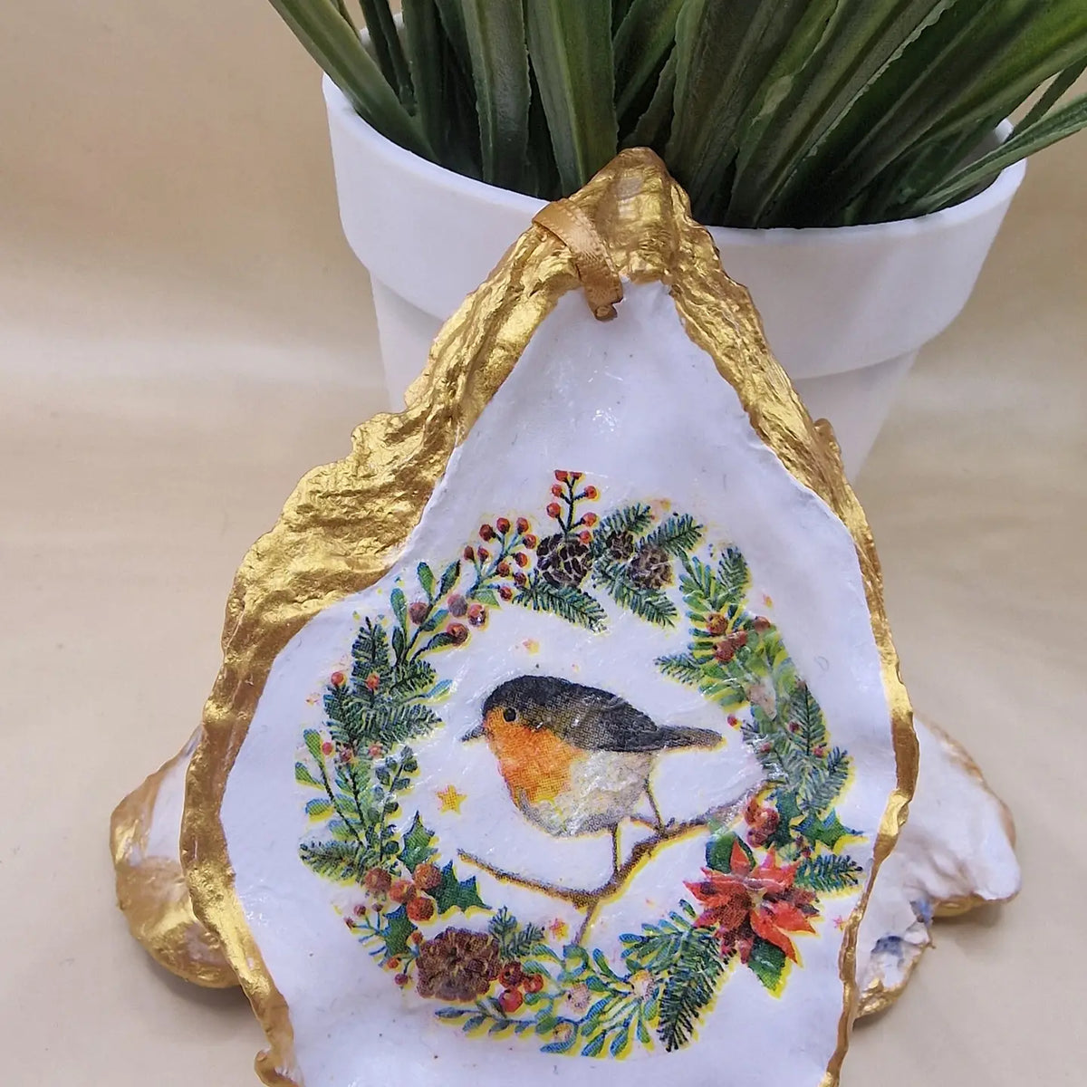 ❤️🐦 Robin Redbreast Oyster Shell Christmas Decoration