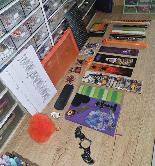 🎃 Spooky Halloween Bookish Bundle