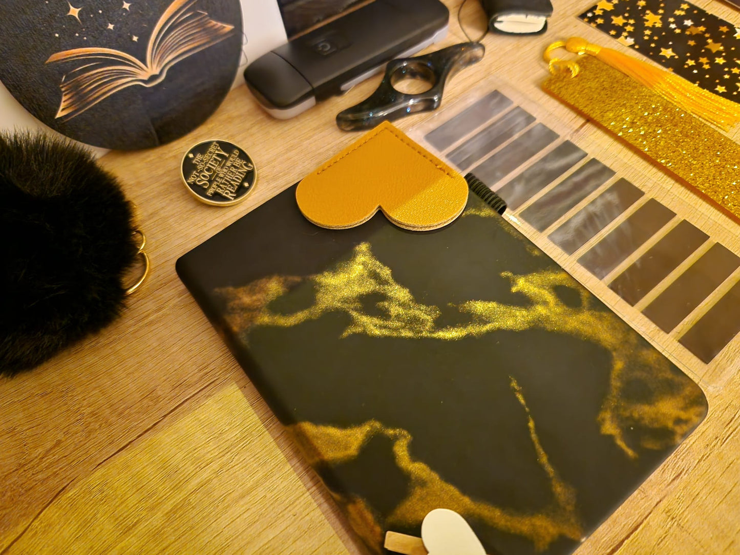 🖤💛Black and Gold Bookish Bundle