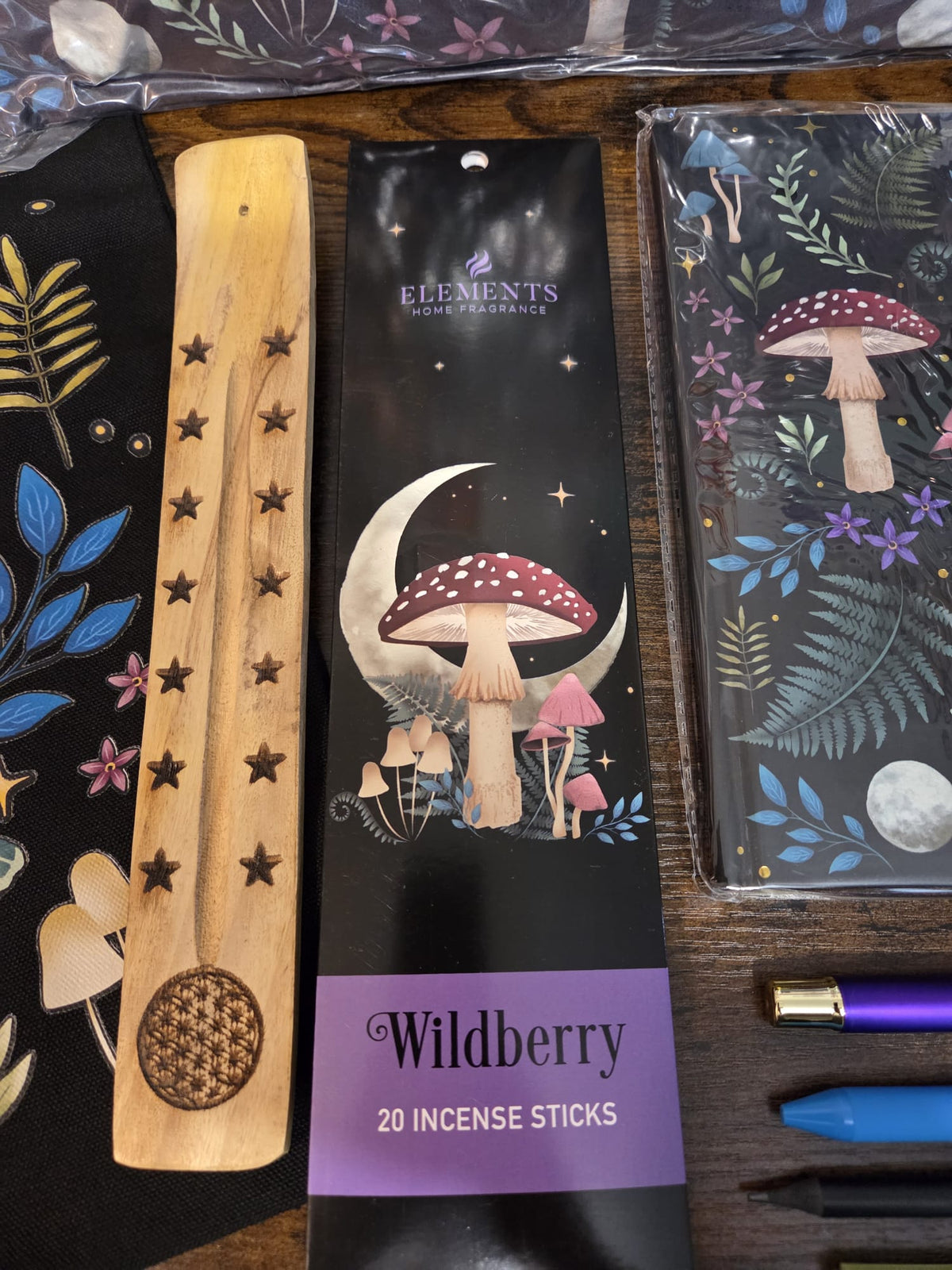 🎁 Bookish Mystery Ball Picks