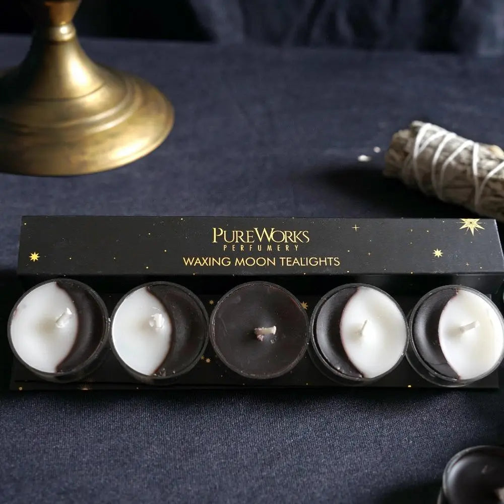 Waxing Moon Tealight Candle Set 🌙🖤✨