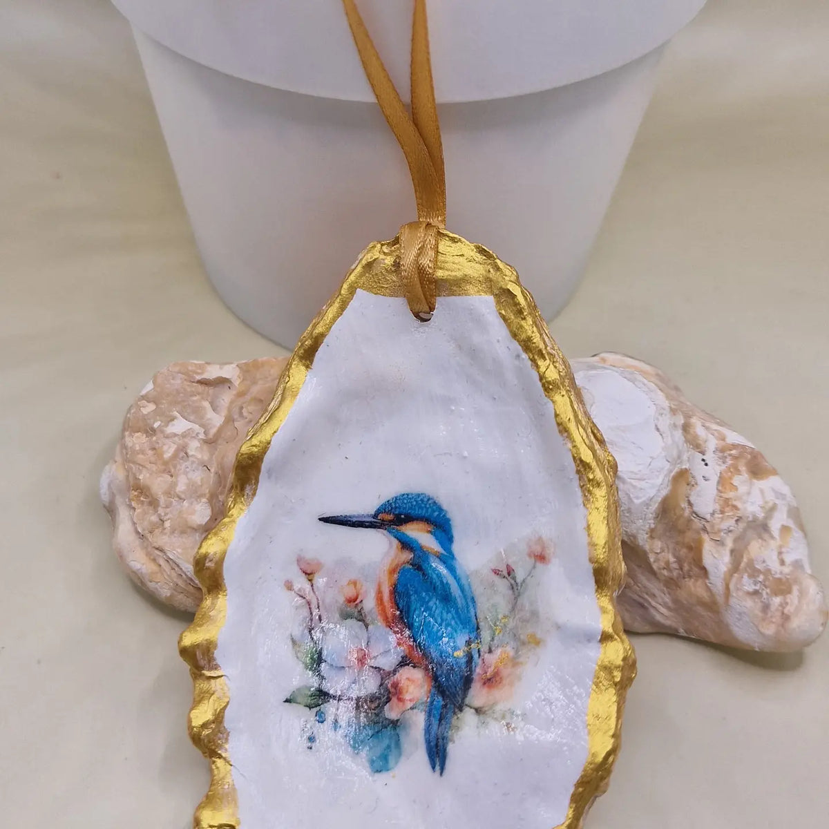 🐦💙 Kingfisher Oyster Shell Hanging Decoration
