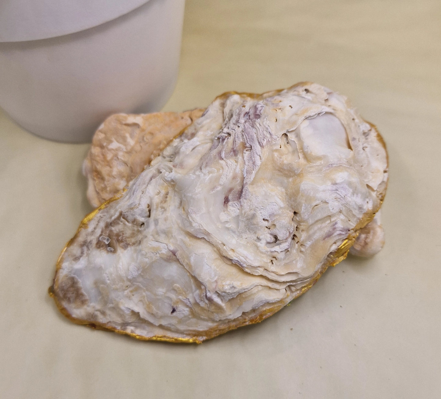 💜 Lilac Iris Flower Oyster Shell Trinket Dish