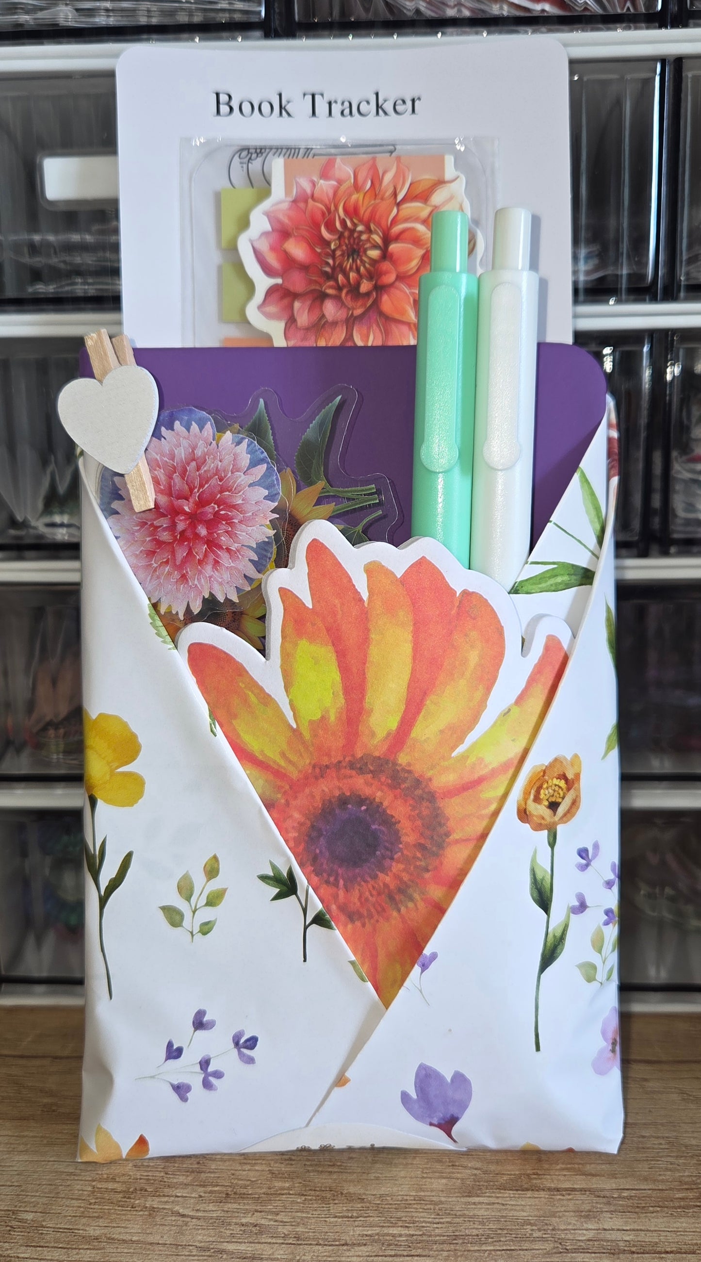 Spring Mini Bookish Bundle 💐