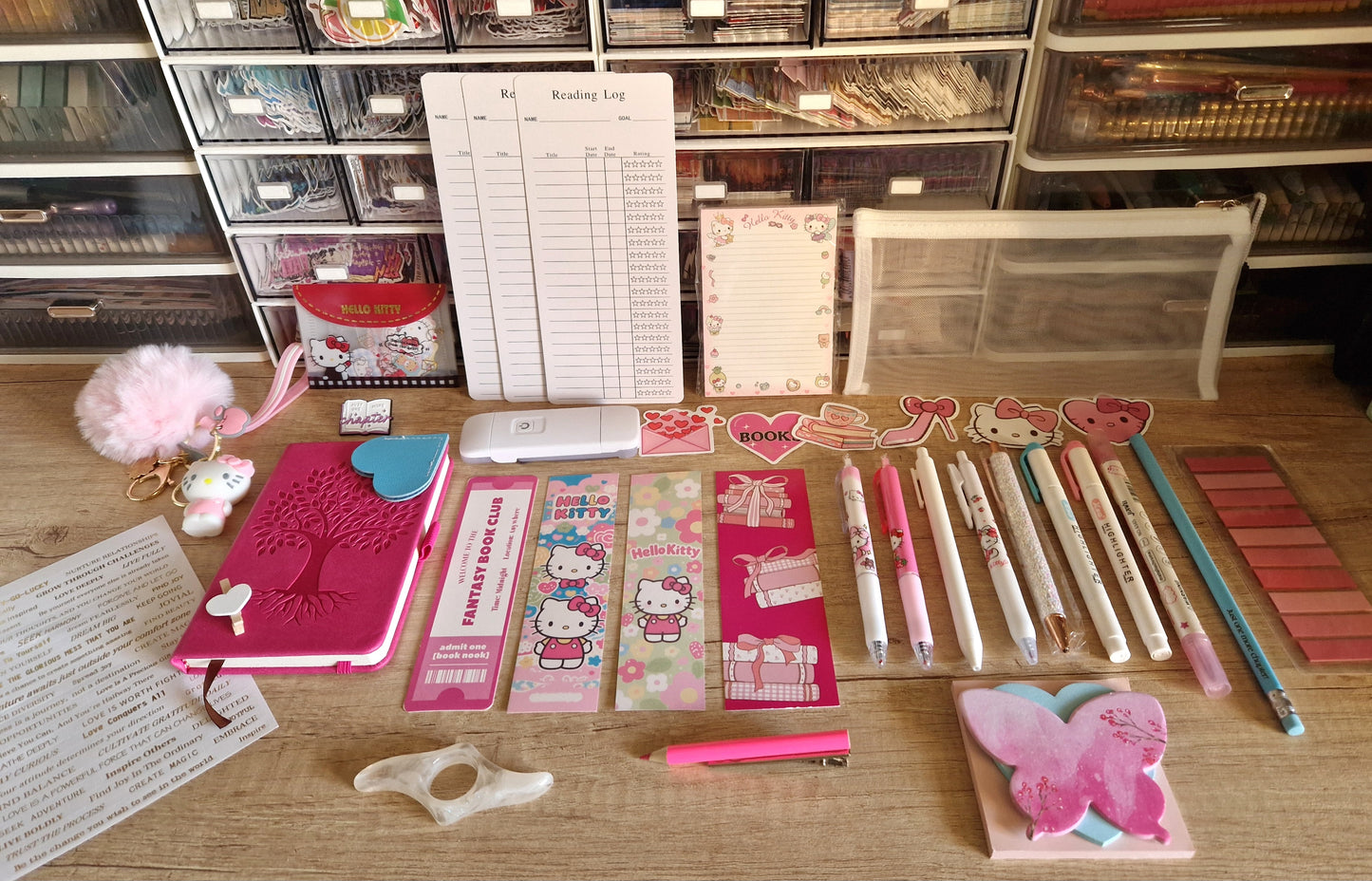 🎀Hello Kitty-Inspired Bookish Bundle🎀